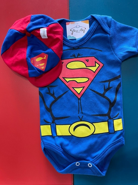 KIT BODY TEMÁTICO + BOINA SUPERMAN