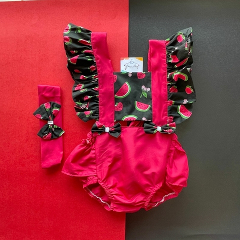 ROMPER JARDINEIRA MELANCIA E MORANGOS - VERMELHO