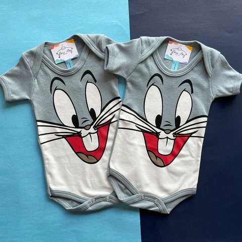 BODY TEMÁTICO PERNALONGA