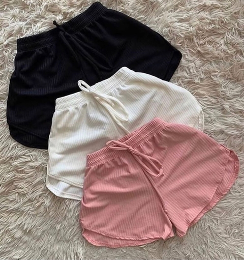 Shorts Canelado