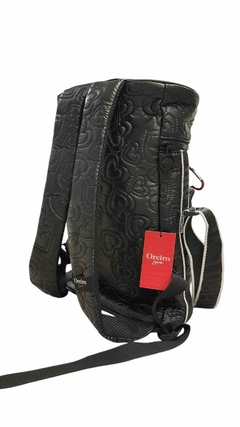 MOCHILA LAS OREIRO CON CORAZON - AG Decoraciones