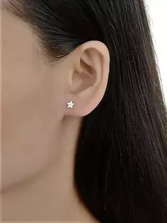 Piercing Flower - comprar online