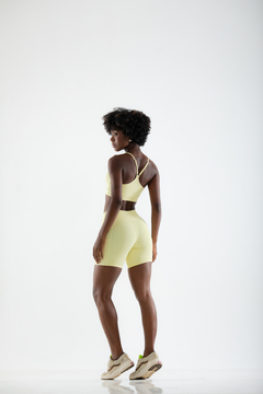 Short com Bolso na Lateral‬ 10501004 na internet