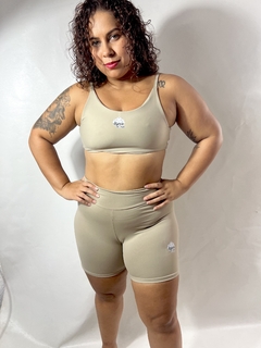 Conjunto Areia - short e Top Alça Fina / Frente Única - Rayo de Sol