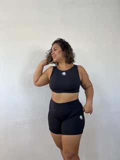 Top Fechado Modelo Ilana - Preto - comprar online