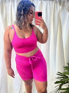 Conjunto Rosa Barbie - short meia coxa e Top Fe