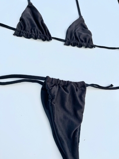 Conjunto marquina - preto detalhe cortininha - comprar online