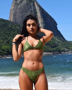 Calcinha canelada verde militar