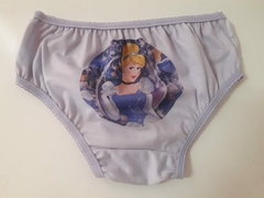 Calcinha infantil personagens ( disponível somente na loja física ) - Flor de Salto Alto Store
