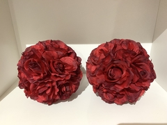 Par de esferas de flores topiarios 22 cm color rojo