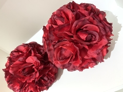 Par de esferas de flores topiarios 22 cm color rojo - comprar online