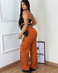 Calça Pantalona Cargo Premium Feminina Tecido Alfaiataria Marrom na internet