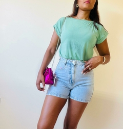 Blusa Feminina Muscle Tee T-Shirt Algodão Básica Camiseta Lisa Blusas Sociais Minimalista - loja online