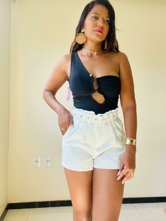 Short Feminino Alfaiataria Cintura Alta Com Cinto Moda Verão na internet