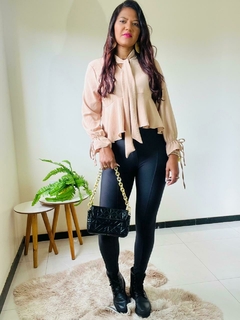 Blusa Bata Babados Com Manga Longa Tendência Boho Chic na internet