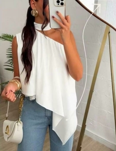 Blusa de Bico Feminina Choker Assimétrica Sem Mangas - loja online