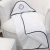 TOALHA COM CAPUZ BORDADA - URSO ARABESCO BRANCO - comprar online