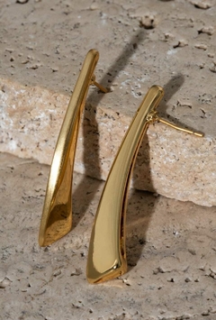 Brinco Palito Liso Banho de Ouro 18K - comprar online