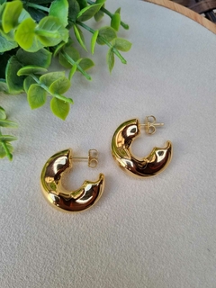 Brinco Argola Amassada Banho de Ouro 18K - comprar online