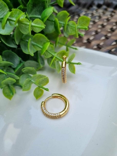 Brinco Argola Microzircônias Banho de Ouro 18K