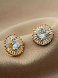 Brinco Círculo Zircônia e Navete Banho de Ouro 18K - comprar online