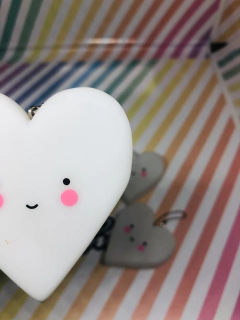 COLGANTE CORAZÓN LUMINOSO en internet