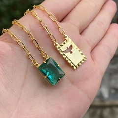 Escapulário Retangulo Espírito Santo Pedra Verde Carrier Diamantada 3mm 70cm (10,3g) (Banho Ouro 24k) - ShiromaJoias