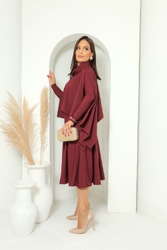 Vestido Carol Marsala na internet