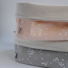 Contenedor mediano estrellitas y puntitos (varios colores) - CHILA Baby Store