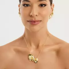COLAR FLORA