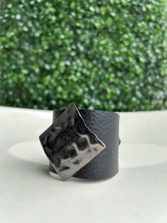Pulsera Ecocuero Metal - comprar online