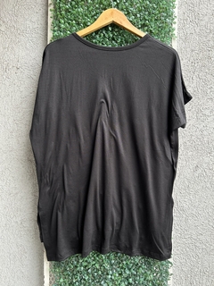 Remera Basic Escote en V - comprar online