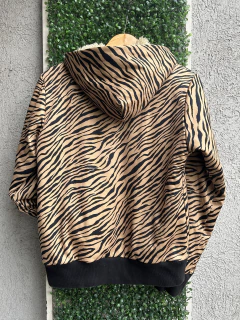 Campera Print Kosiuko en internet