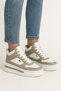 Taylor Marrón & Blanca - comprar online