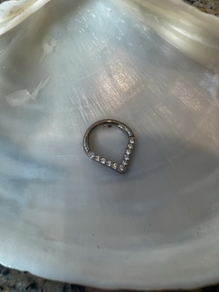Argola Clicker Gota Cravejada (Septo | Daith) - loja online