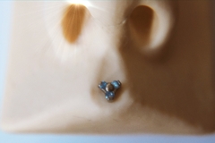 Labret Trinity Titânio (Piercing Orelha | Boca) - comprar online