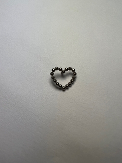 Labret Titânio Coração Esferas (Piercing Orelha)