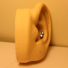 Labret Cascata Zircônia Azul (Piercing Orelha)
