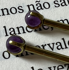 Par Piercing Mamilo Titânio Ametistas Naturais (Anodizado Gold) - comprar online