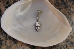 Piercing Banana Titânio 4 Zircônias (Umbigo) - comprar online