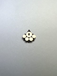 Cluster Labret Titânio Zircônia Branca Azul Clara - comprar online