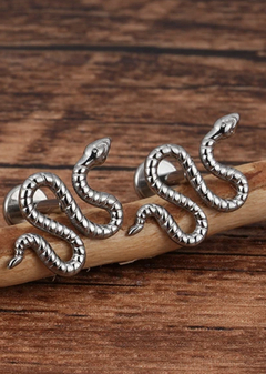 Labret Titânio Cobra Curvada (Piercing Orelha)