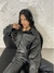 Campera crop over Tili en internet