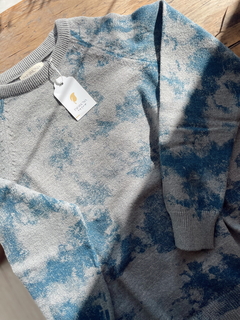 Sweater Batik Gris en internet