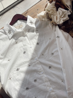 Camisa Bordada en internet