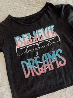 Remera Believe Dreams