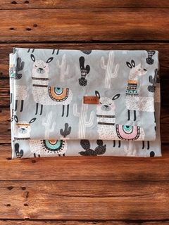 LONA XL DE LLAMAS - comprar online