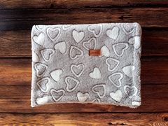 Manta recibidora corazónes - comprar online
