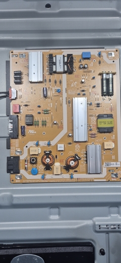 Imagem do TV USADA SAMSUNG MODELO:UN60BU8000G (DEFEITO:TELA) BN94-17381V