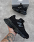 Imagem do New Balance 9060 ‘Trip Black’